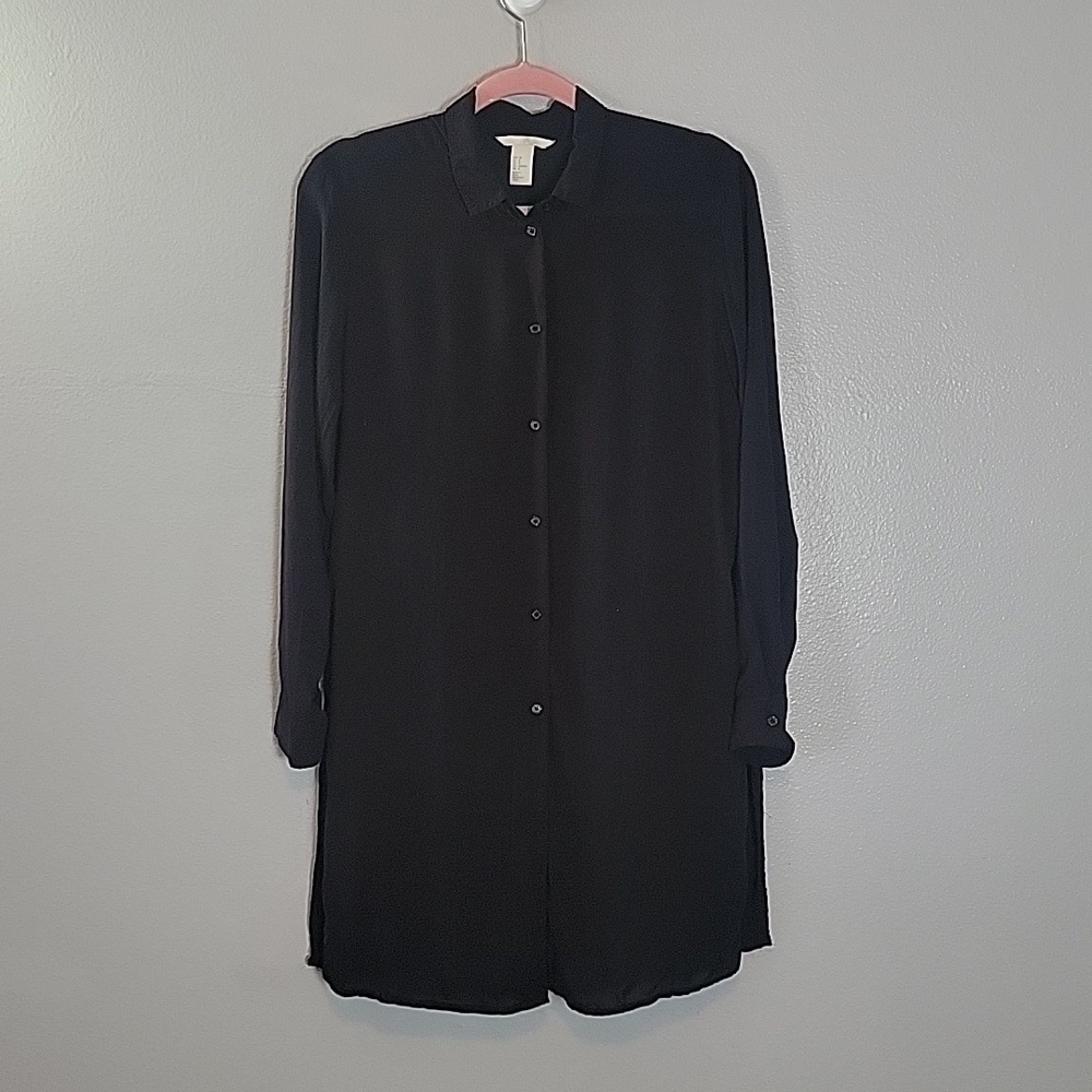 H&M buttin front tunic top